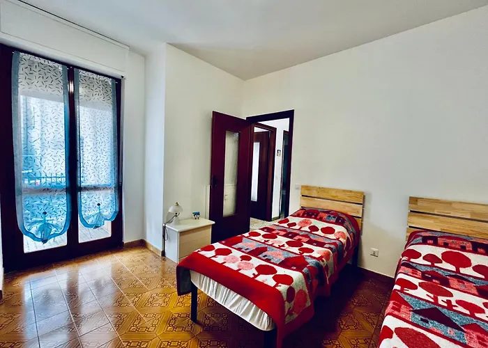 Francesca Con Giardino * Levanto